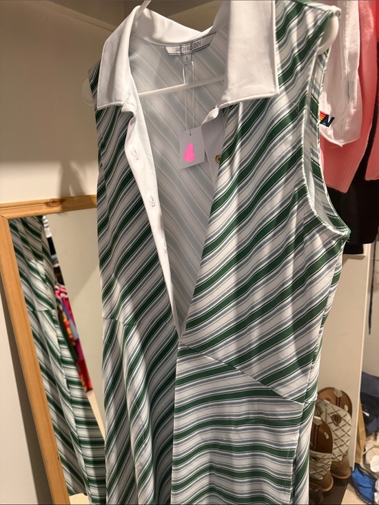 Smit & Quinn Dresses & Skirts - NWT SMITH and Quinn Green and White Striped Sleeveless Collared dress.
